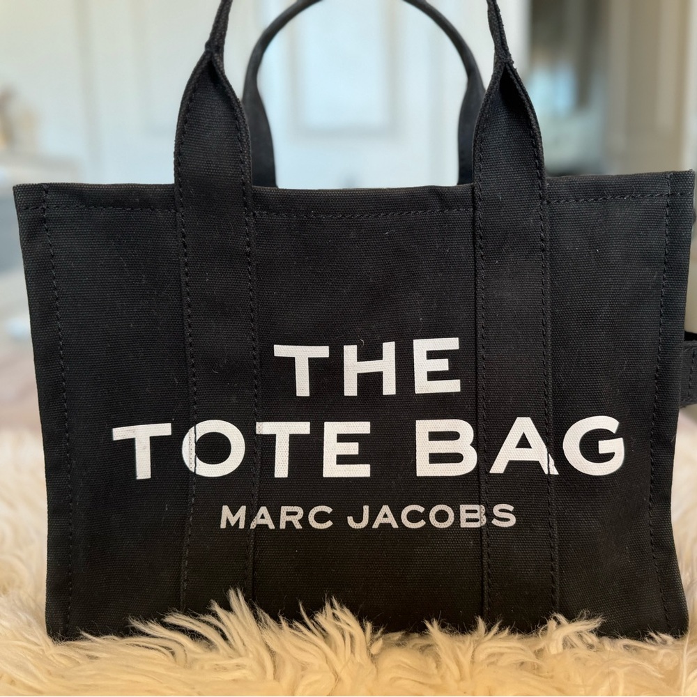 Marc Jacobs Canvas Medium Tote